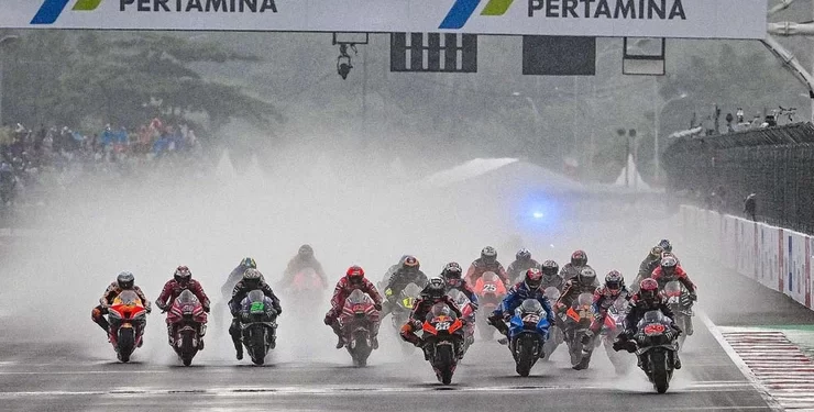 Drama MotoGP Mandalika 2022: Marquez Gegar Otak, Perjuangan Pawang Hujan, Kebangkitan KTM