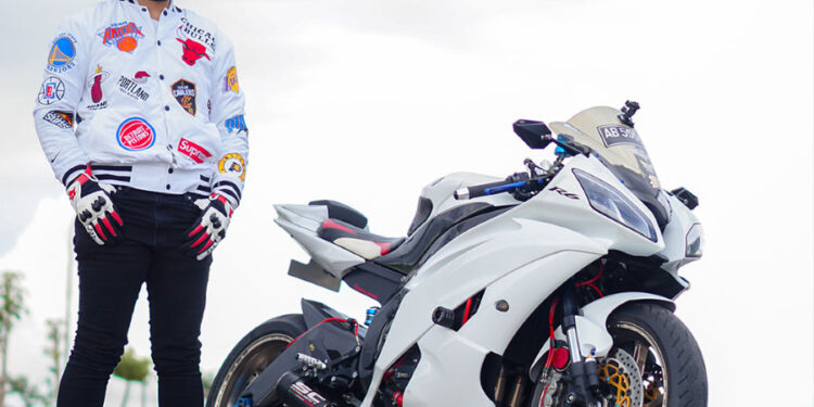 Yamaha R6 Racing Style dari Makassar Ini Dipasangi Pelek R1M