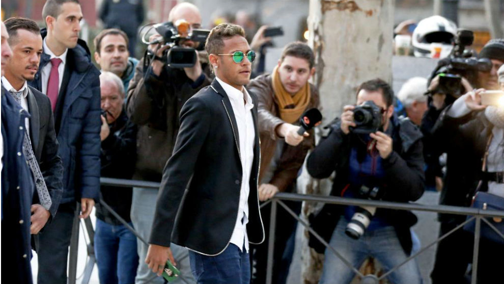 Neymar Hadir di Pengadilan Barcelona