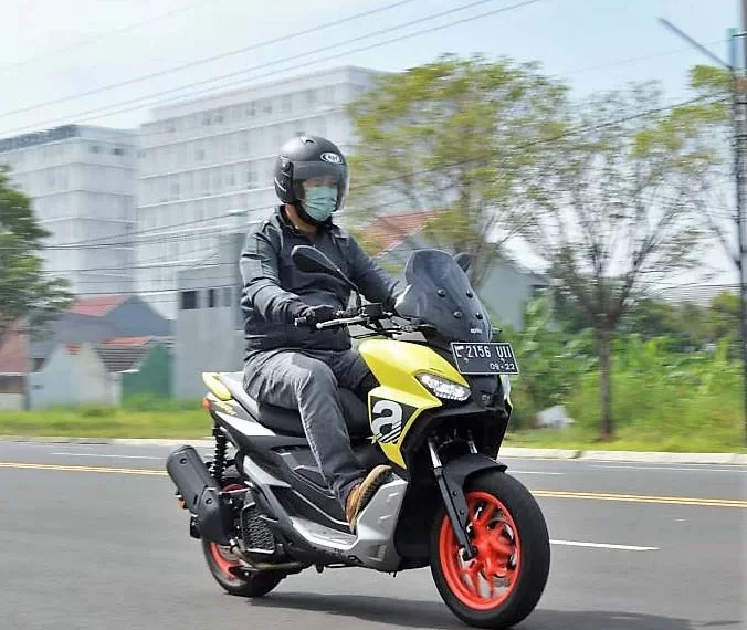 Test Ride Aprilia SR-GT200: Kelebihan dan Kekurangan untuk Pemakaian Harian Dalam Kota