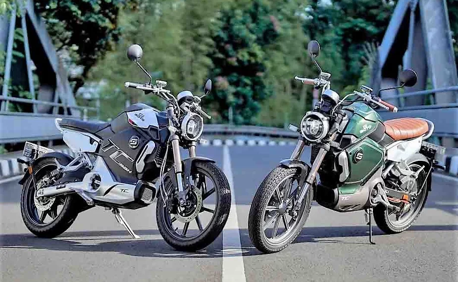 Dengan elemen klasiknya, SMOTO TC-MAX menampilkan dirinya sebagai Cafe Racer yang khas