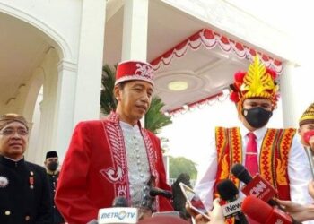 Jokowi menggunakan baju adat dari Buton pda saat Upacara HUT RI ke 77 (Foto:Istimewa)
