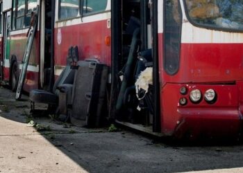 Bus rombongan jamaah umroh RI kecelakaan di Mekah. (Foto: Abcchannel.id)