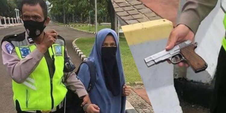 Wanita bercadar yang terobos Istana sempat todongkan pistol jenis FN ke Paspampres.