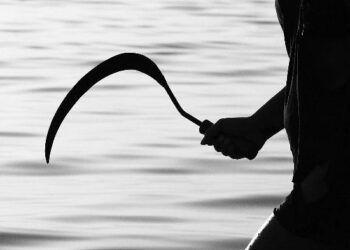 Ngeri! Penangkapan Sandi Preman yang Selalu Bawa Celurit Menegangkan, Polisi pun Diajak Duel