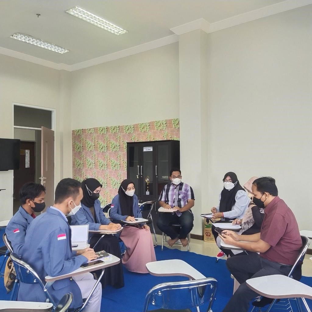 Diskusi Awal Tim riset dosen dan mahasiswa rencana kegiatan riset desa di Sebatik