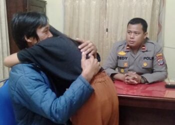 Tepis hoax penculikan anak, seorang siswa SMP yang sempat dinyatakan hilang, akhirnya ditemukan oleh Jatanras Polres Malinau