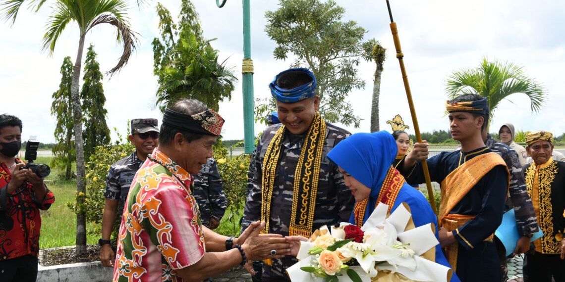 Kedatangan Komandan LANTAMAL XIII Beserta KORCAB XIII DJA II, disambut Gubernur Kaltara.