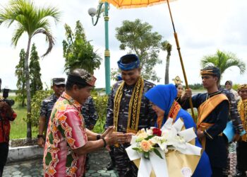 Kedatangan Komandan LANTAMAL XIII Beserta KORCAB XIII DJA II, disambut Gubernur Kaltara.