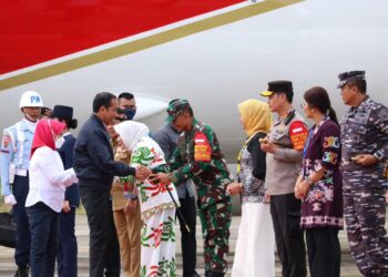 Pangdam VI/Mulawarman Sambut Kedatangan Presiden RI Di Kaltara.