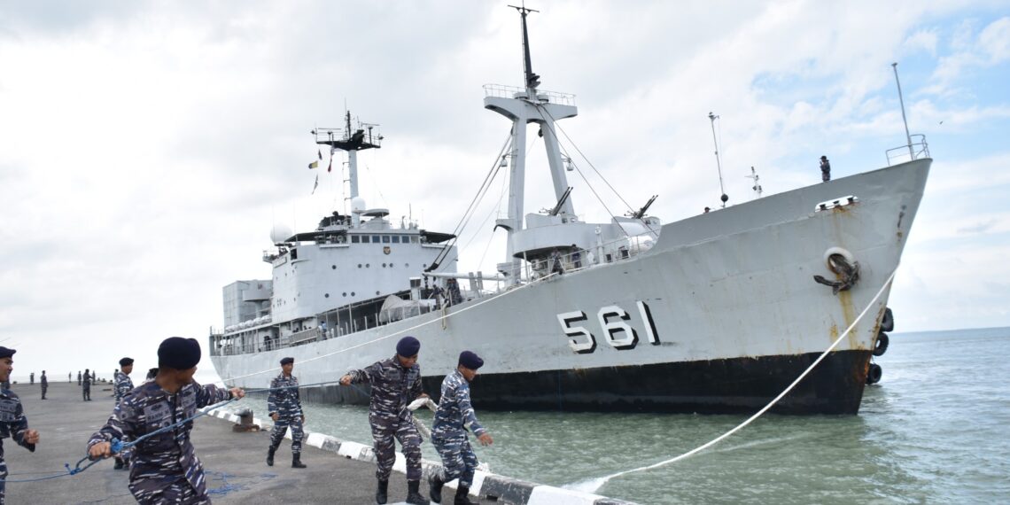 LANTAMAL XIII LAKSANAKAN MERPLUGH KRI MULTATULI 561, DI DERMAGA TNI AL MAMBURUNGAN