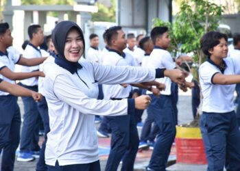 Tingkatkan kemampuan Personel dan kesehatan, Lantamal XIII gelar senam bersama latihan menembak