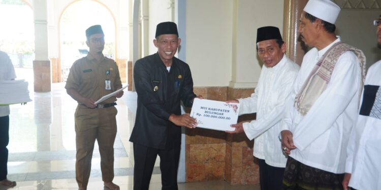 52 Rumah Ibadah, Lembaga dan Organisasi di Tanjung Selor Terima Dana Hibah
