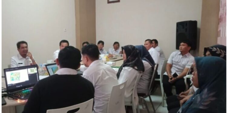 Dampak Sosial Pembangunan PUSPEM akan diselesaikan oleh Pemkab KTT sesuai Komitmen