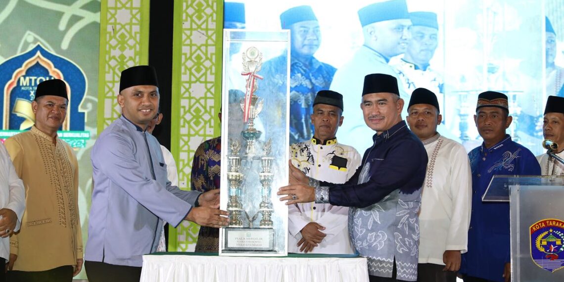 “MTQH ke-XXI Kota Tarakan Tahun 2023 Resmi Ditutup oleh Wali Kota: Kecamatan Tarakan Tengah Raih Gelar Juara Umum”