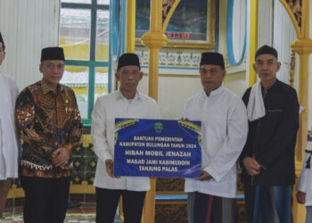 Masjid Kasimuddin Tanjung Palas Terima Hibah Ambulans