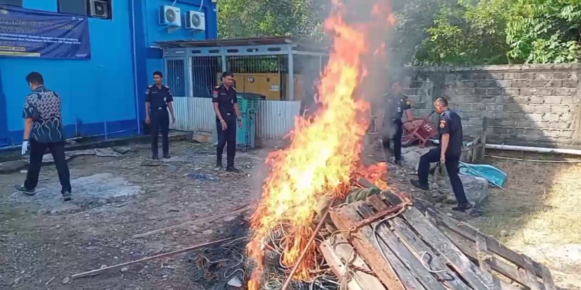 PSDKP Tarakan Musnahkan Barang Bukti Hasil Tangkapan