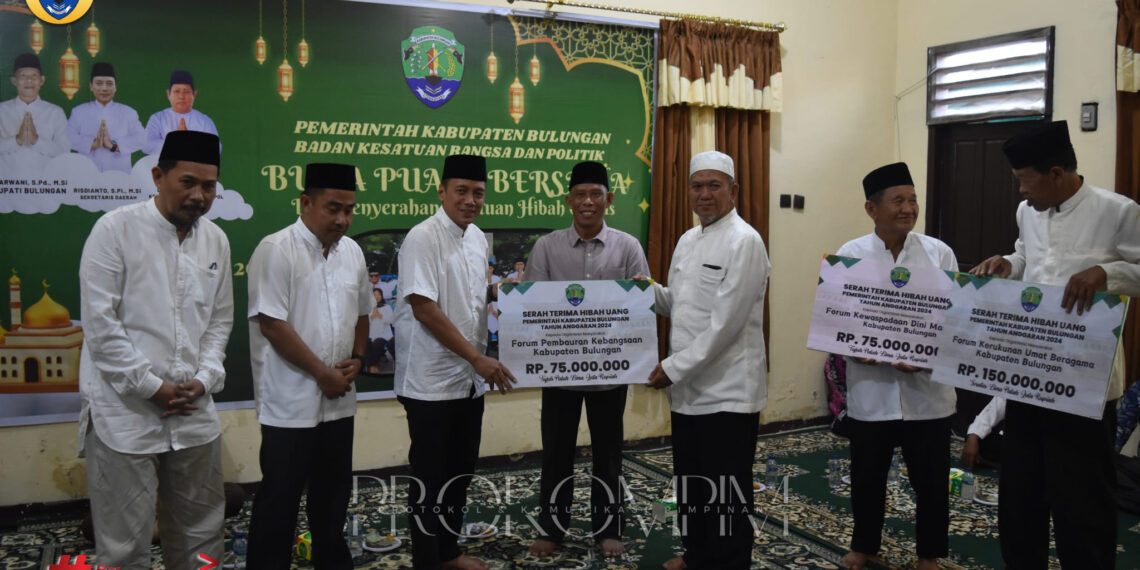 Pemkab Salurkan Bantuan Hibah Ormas