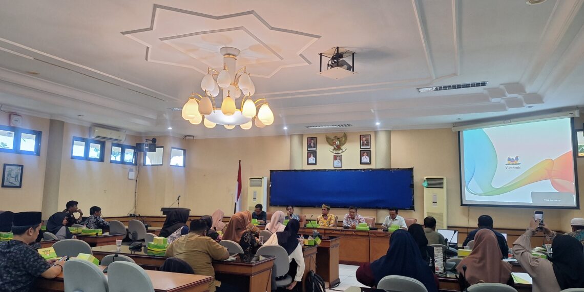 Solusi Pemkot Tarakan Terhadap Nasib 28 Guru Honorer Yang Akan “Diberhentikan”