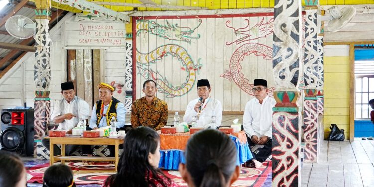 Gubernur Kaltara Gelar Diskusi Bersama Kelompok Tani Milenial Desa Seludau Sesayap Hilir