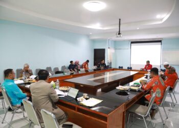 Gubernur Zainal Paparkan Disertasinya Soal Strategi Pembangunan Kaltara Di Hadapan Profesor UNHAS