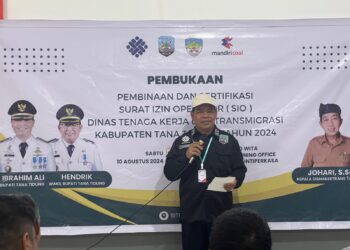 Kepala Disnakertrans Kaltara Meresmikan Pembukaan Kegiatan Pembinaan Dan Sertifikasi SIO Alat Berat Di Tidung Pale