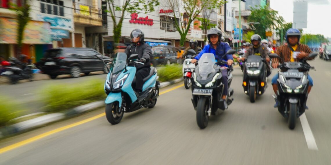 Gubernur Kaltara Touring Bareng Komunitas Otomotif Di Tarakan Auto Fest 2024