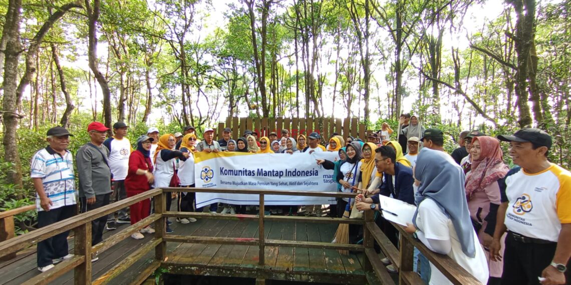 Semangat Lansia Untuk  Lingkungan: KMI Tarakan Dan Pelestarian Mangrove Dan Bekantan (KKMB)