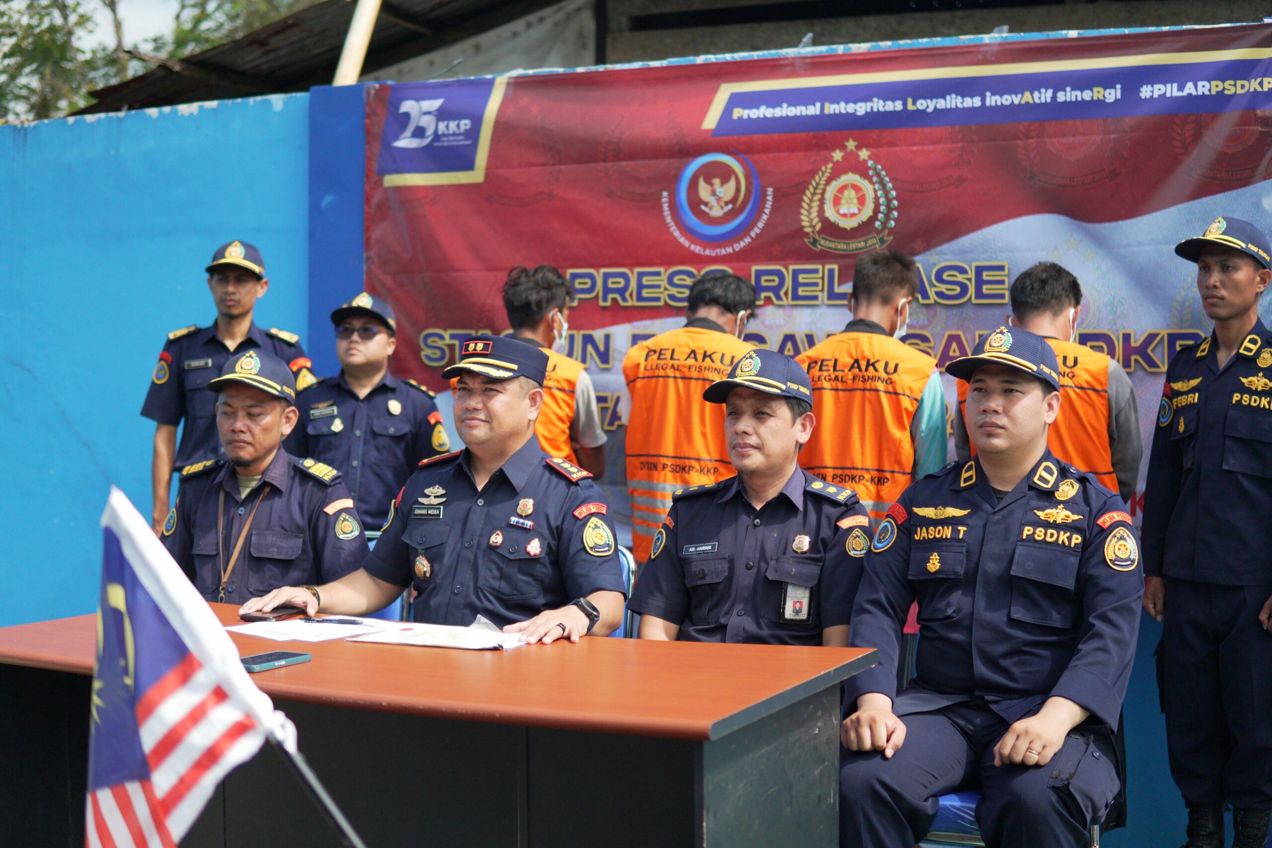 Bawa 160 Kg Hasil Tangkapan Illegal, PSDKP Tarakan Amankan Kapal Nelayan Asing Tanpa Izin