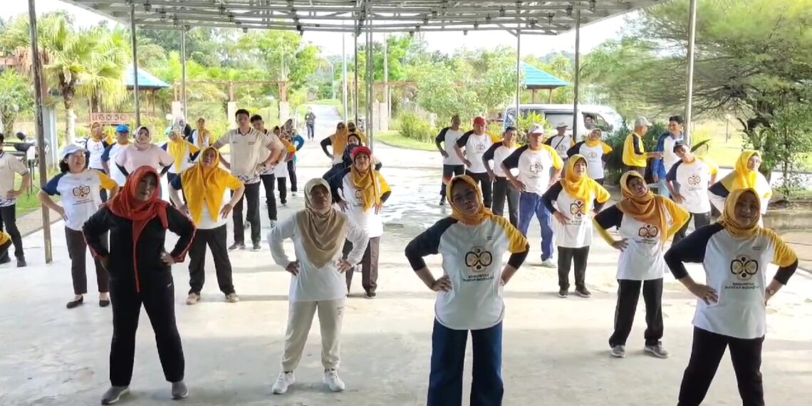 Komunitas Pensiunan  KMI Tarakan Pererat Silaturahmi Lewat Outbound Dan Karaoke Bersama