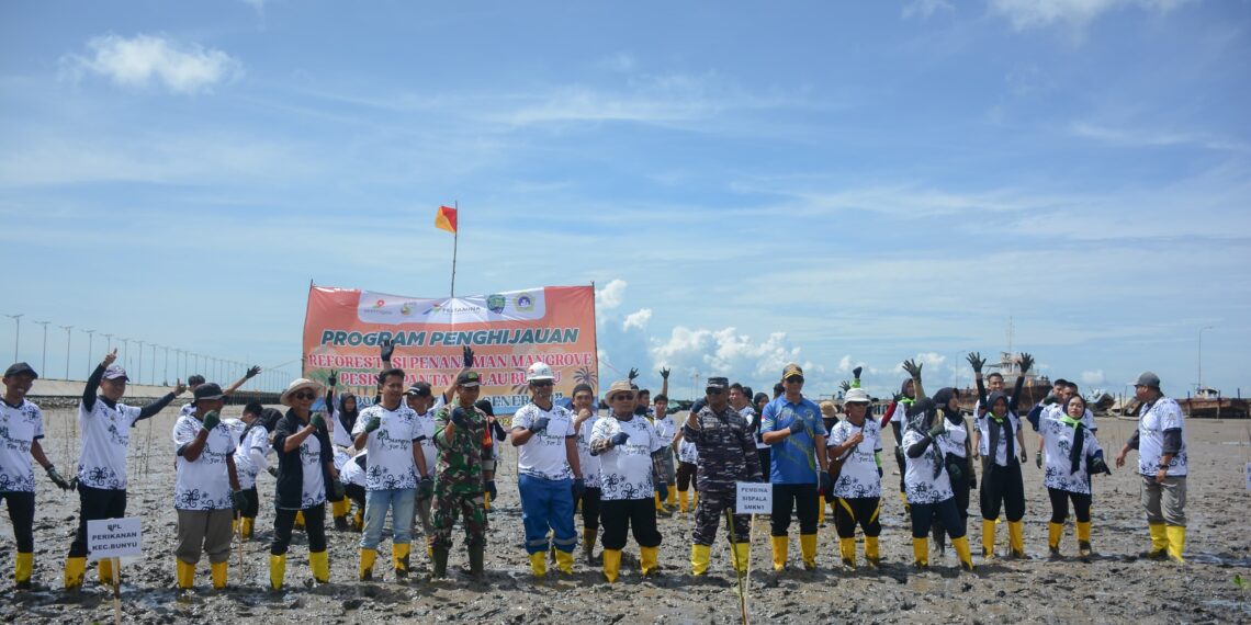 Lindungi Pesisir Dan Ekosistem Daratan, Pertamina Hulu Energi Nunukan Lakukan Aksi Lingkungan Di Bunyu