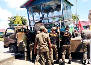 Pemkab Bulungan Tegas Tertibkan Pedagang Di Tepian Sungai Kayan, Tanjung Selor