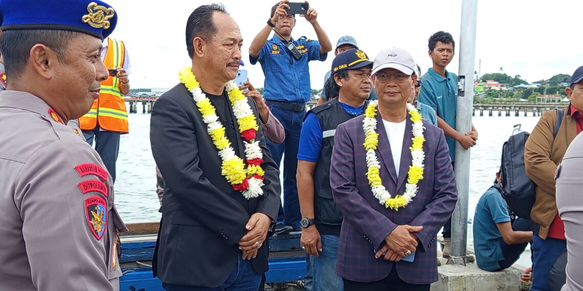 Ditpolairud Polda Kaltara Sambut Kedatangan Kapal Delegasi Polis Diraja Malaysia Di Malundung