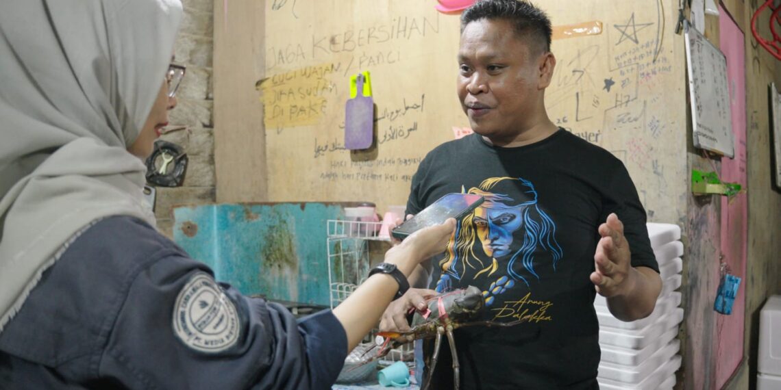 Akbar, “Mantan Guru” Yang Memilih Banting Setir Jadi Pengusaha Sukses Kepiting