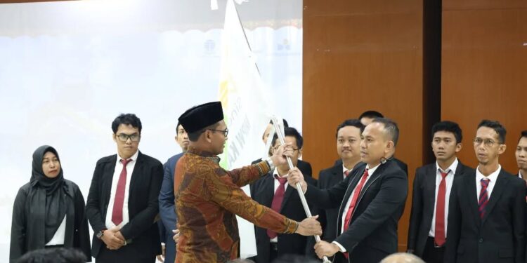 Wali Kota Tarakan Dan Wakil, Hadiri Pelantikan Pengurus ICMI Kaltara Dan Launching Website