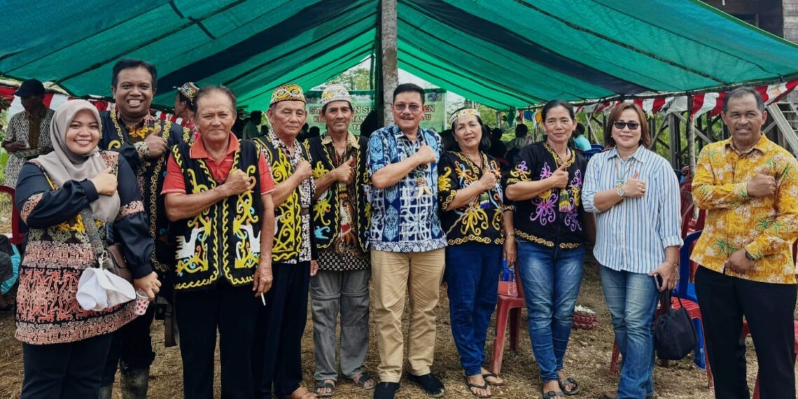 Syukuran Panen Padi, Wagub Ingkong Apresiasi Kerja Keras Petani Sajau Metun
