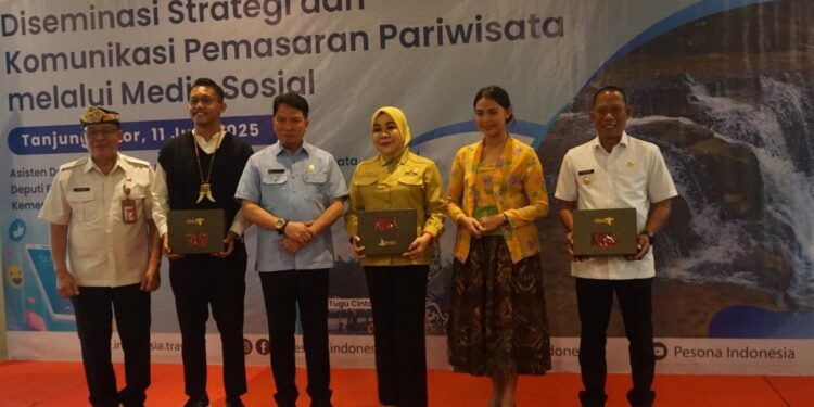Bupati Bulungan Minta Pelaku Wisata Aktif Promosikan Destinasi Lewat Medsos