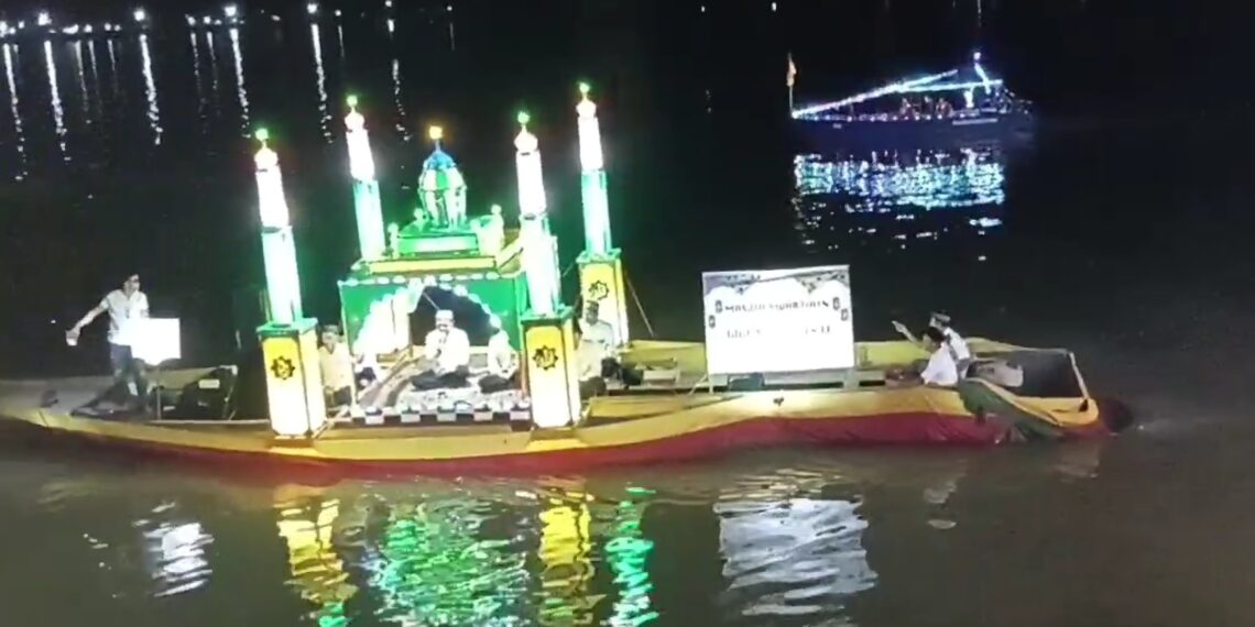 Bupati Syarwani Ajak Masyarakat Bulungan, Hidupkan Kembali Tradisi Pawai Perahu Hias di Malam Takbir