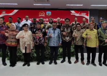 Kami Siap Menjadi Gerbang Utara RI! Gubernur Zainal Unjuk Potensi Kaltara di Hadapan Komisi VII