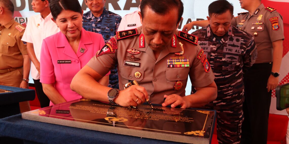 Polda Kaltara, Rombak Kampung Narkoba jadi “Kampung Warna-Warni Selumit Pantai Tarakan!”