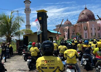 Aksi Damai ADO, Suarakan Perlindungan Hukum Pengemudi Ojol! Demo Berakhir Tanpa Ricuh, Ditutup Dengan Tabur Bunga