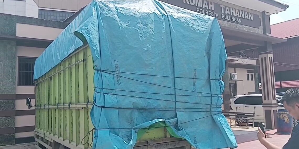 Aksi Penyelundupan Gagal! 55 Ballpress Pakaian Bekas Disergap Polresta Bulungan di Jalan Poros Berau
