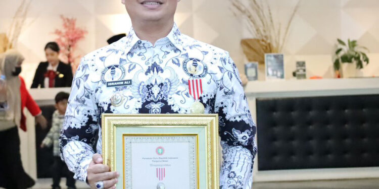 Anugerah Dwija Praja Nugraha, Berhasil Disabet Kabupaten Tana Tidung Berkat Kiprahnya Dalam Dunia Pendidikan