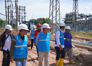 Pastikan Progres dan Kualitas, GM PLN UIP KLT Turun Langsung ke Gardu Induk Satui