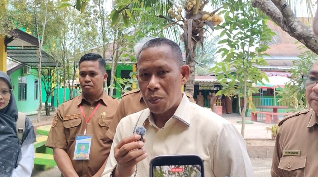 Bupati Syarwani Tinjau Pelaksanaan TKA di SDN 001 Tanjung Selor