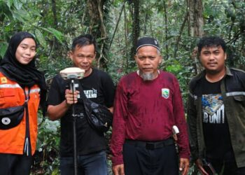 Hari Kartini, Srikandi PLN UIP KLT Hadirkan Cahaya Hingga Ujung Kalimantan