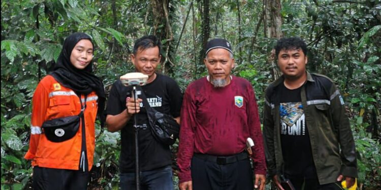 Hari Kartini, Srikandi PLN UIP KLT Hadirkan Cahaya Hingga Ujung Kalimantan