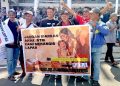 Massa Padati Kantor Gubernur, Tolak Aturan MBLB Yang Memberatkan