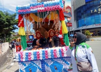 Ikatan Perempuan Pakuwaja Tarakan, Usung Semangat Guyub Rukun di Iraw Tengkayu XV 2026