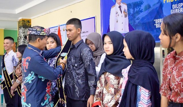 Gubernur Lepas Angkatan Pertama SMA Unggul Garuda, Titip Harumkan Nama Kaltara